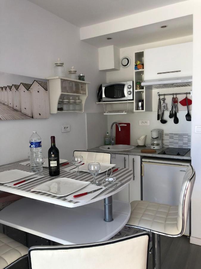 Charmant Studio A Cros De Cagnes Exterior foto